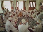Alavi Bohras: Aqaa Maulaa visited Factories in Patel Industrial Estate